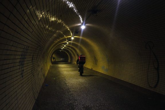 Wandel en fietstunnel 